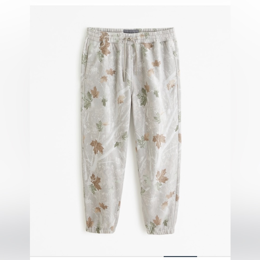 SOLD Abercrombie and Fitch camo sweatpants